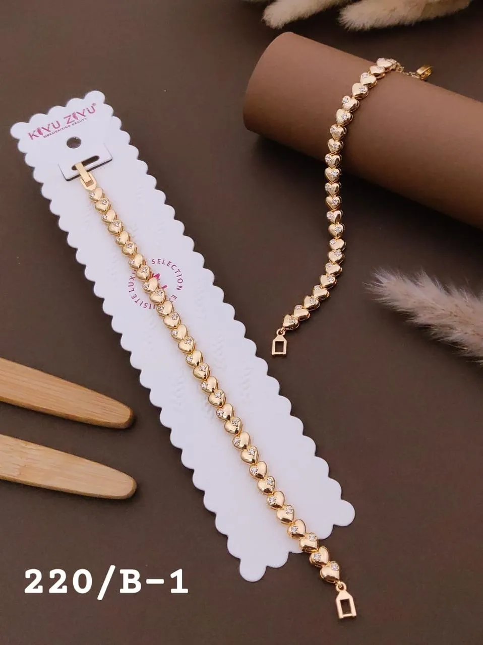 Golden Hearts Crystal Link Bracelet - Image 2